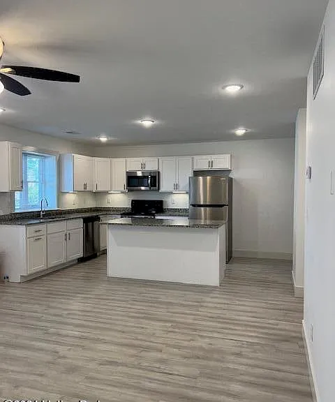 4001 Preston Hwy #6 — Photo 3