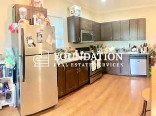 18 Chestnut Ave APT 3, Jamaica Plain, MA 02130