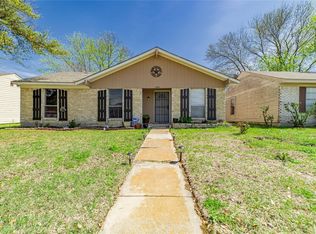 1724 N Saint Augustine Dr, Dallas, TX 75217