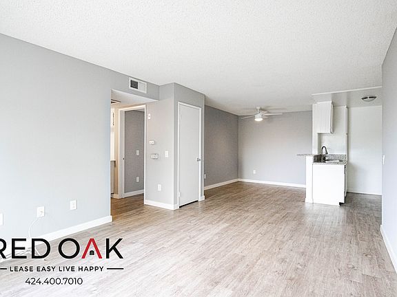 2nd image of 11823 Victory Blvd #211