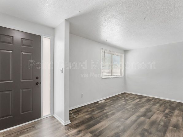 2062 S Cleveland Ave