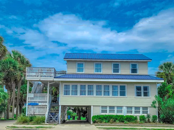 209 Palmetto Blvd, Edisto Island, SC 29438