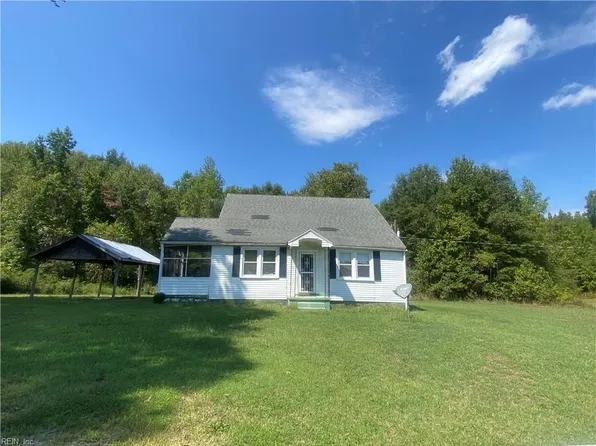 35 Lee Ln, Jarratt, VA 23867