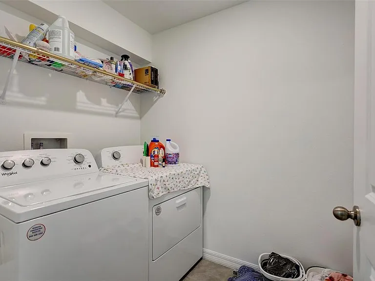 7601 Rosewood Garden Loop — Photo 38