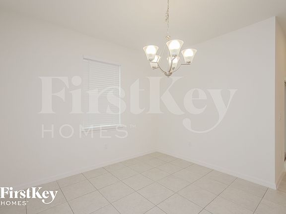 2nd image of 328 Corbel Ln