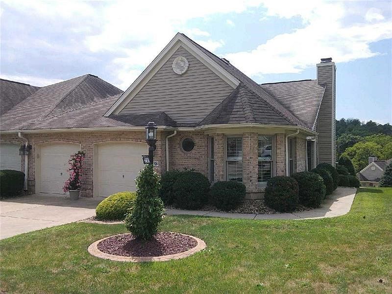 1st image of 2202 Hunt Club Dr