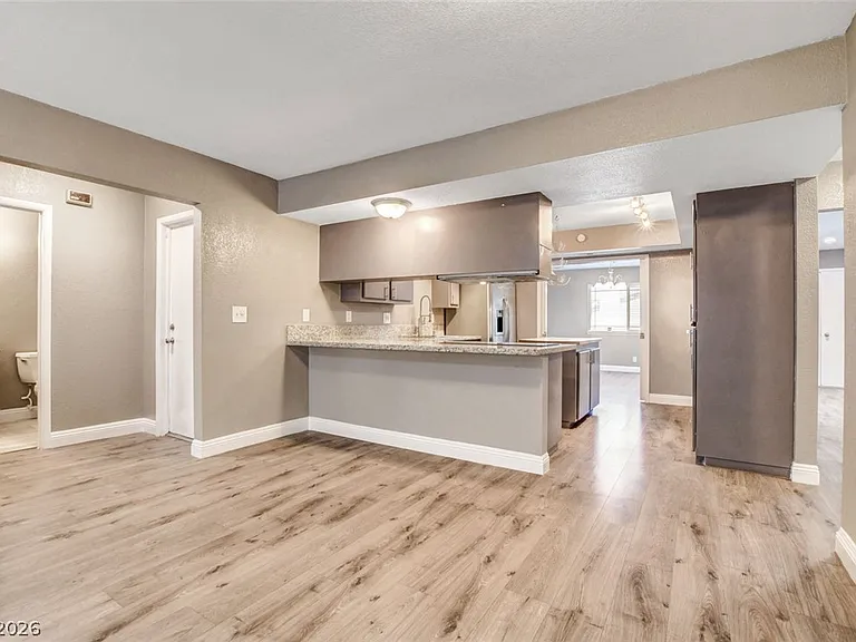 4367 S Mojave Rd — Photo 19
