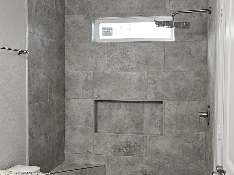 752 Juneau Ct — Photo 13