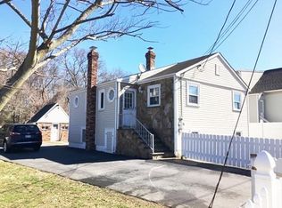 137 Potter St, Dartmouth, MA 02748