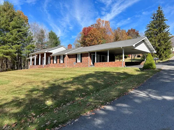 163 Shannon Hts, Richlands, VA 24641