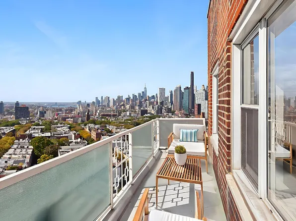 10 Plaza St E APT 16C, Brooklyn, NY 11238