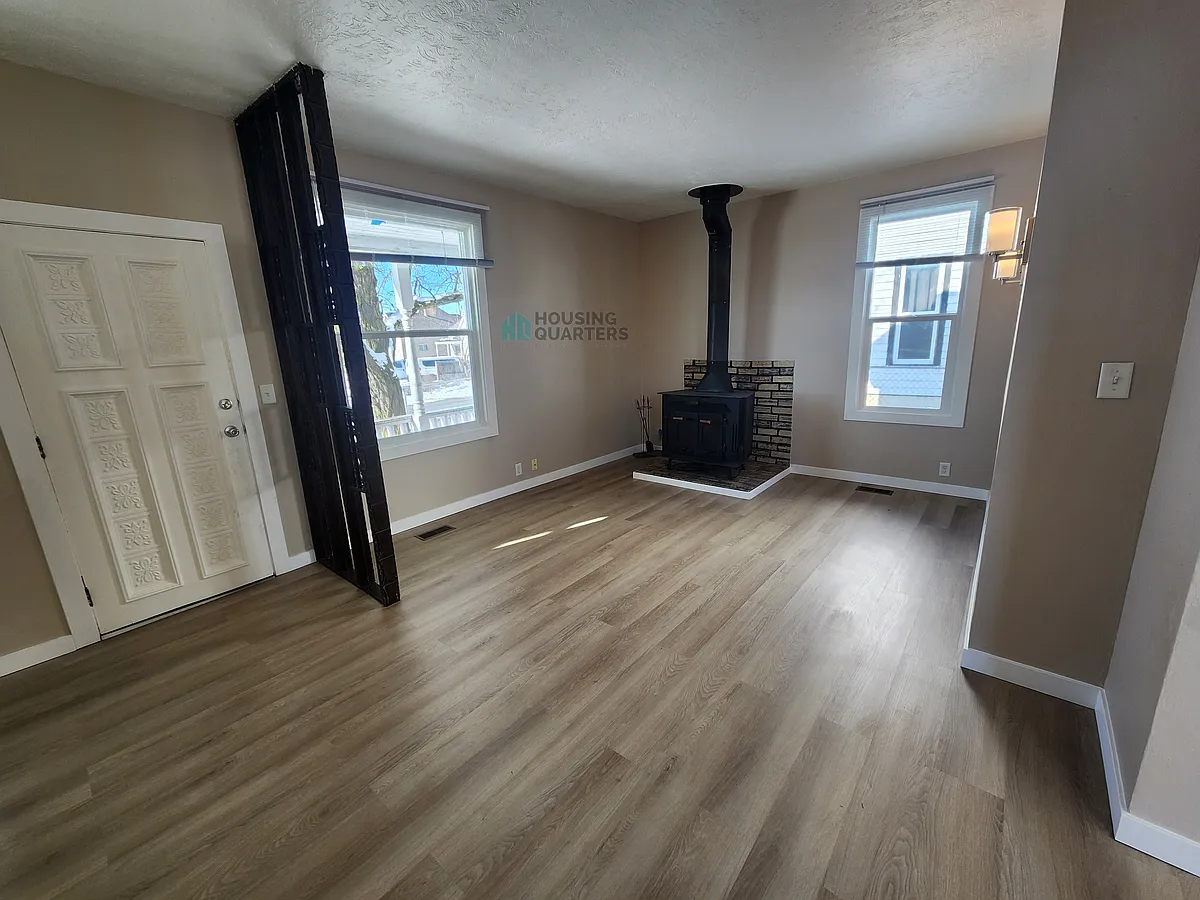 Building Photo - 4730 N Freya St