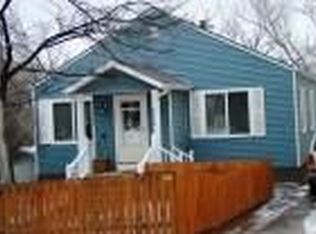 909 Warren Ave, Gillette, WY 82716