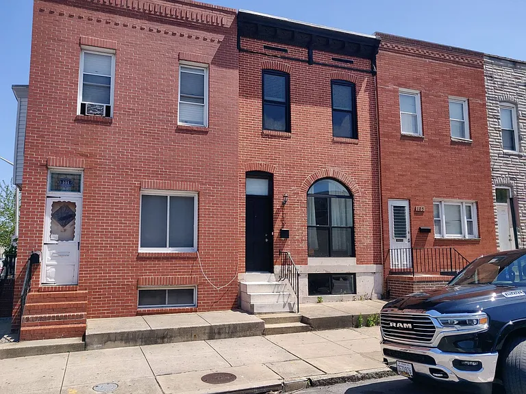103 S Highland Ave — Photo 32