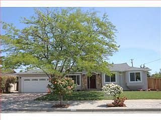 1st image of 1448 Daphne Dr