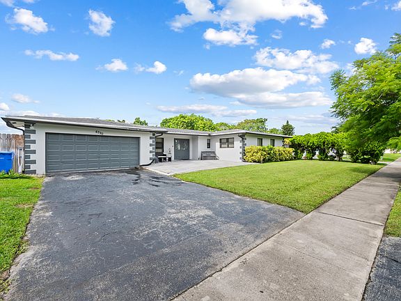 4th image of 6320 SW 4TH Place
