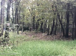 150 Buck Fever Trl, Scotrun, PA 18355