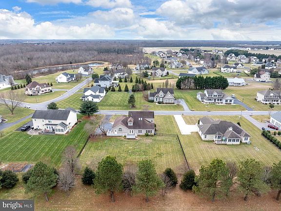 4th image of 173 Brookwood Dr