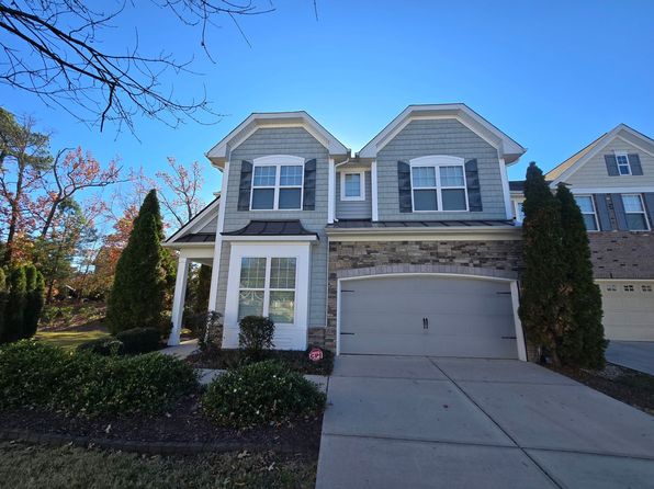 912 Garden Square Ln