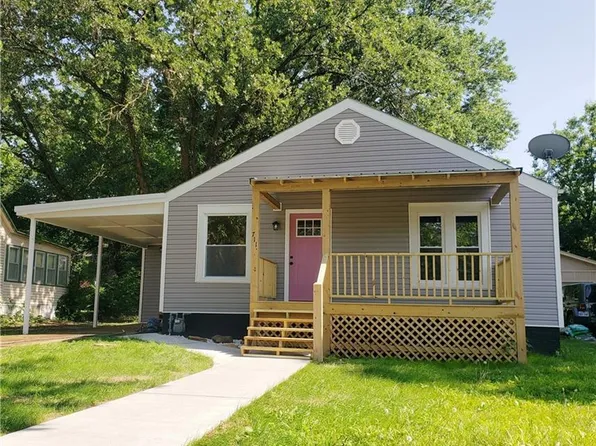 711 W 9th St, Pittsburg, KS 66762