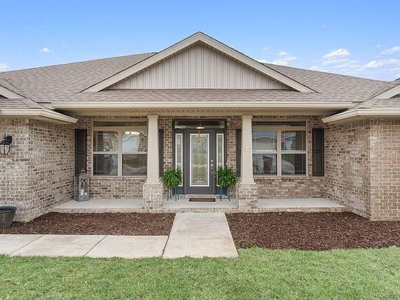 3rd image of 5642 Lafayette Court