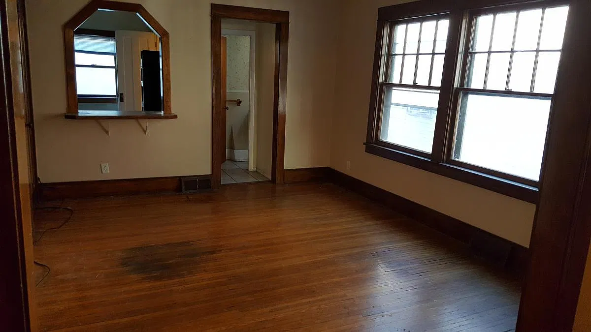 4 bed, 2.5 bath, 3000 sqft, $2,000 — Photo 4