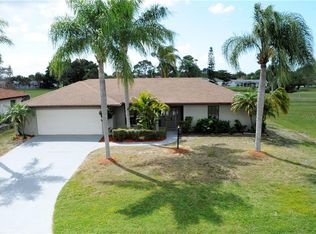 198 Caddy Rd, Rotonda West, FL 33947