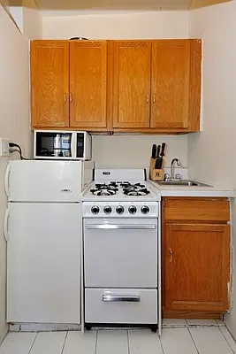 Rented by Eisenberg Exclusives | media 38