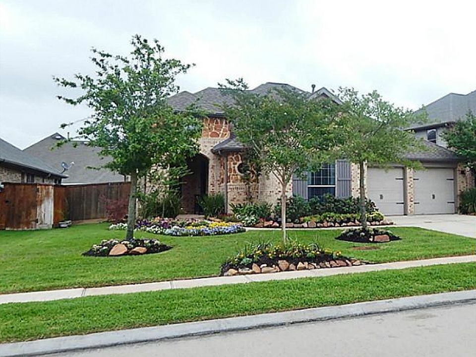 1st image of 10934 Bernalda Cir