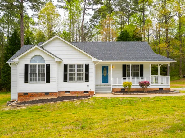101 Kristen Ct, Clayton, NC 27520