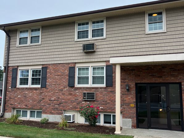 420 Main St APT 26