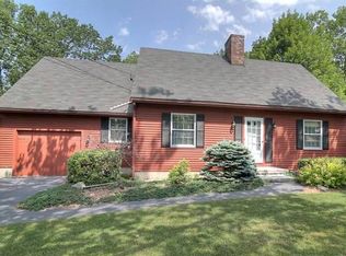 5 Betty Ln, Manchester, NH 03104