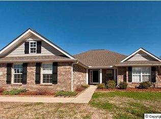 15882 Trey Hughes Dr, Harvest, AL 35749