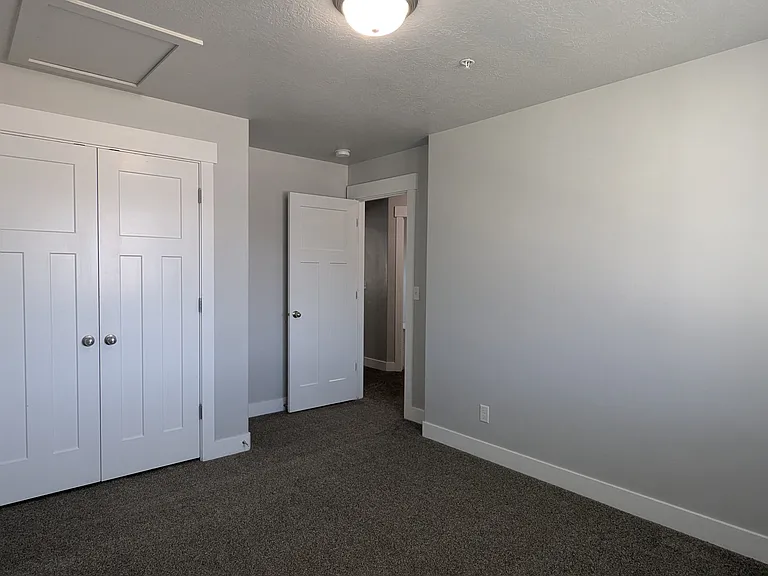 2457 W 500 S — Photo 19