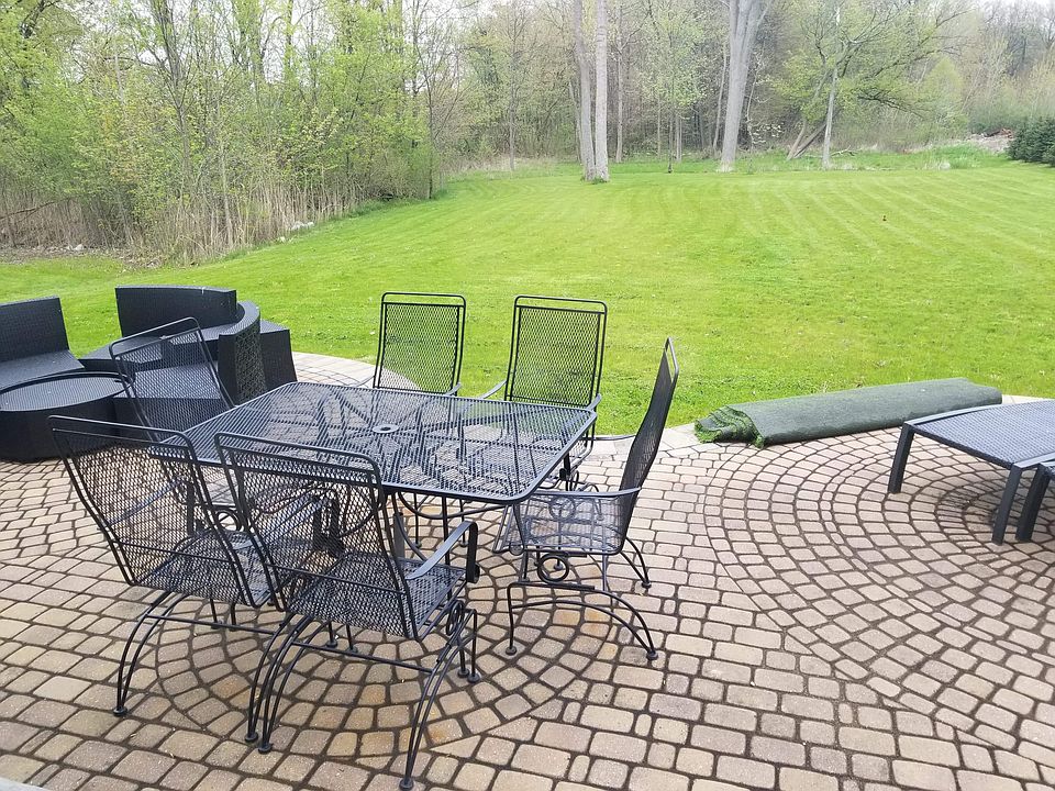 2nd image of 16247 Inkster Rd