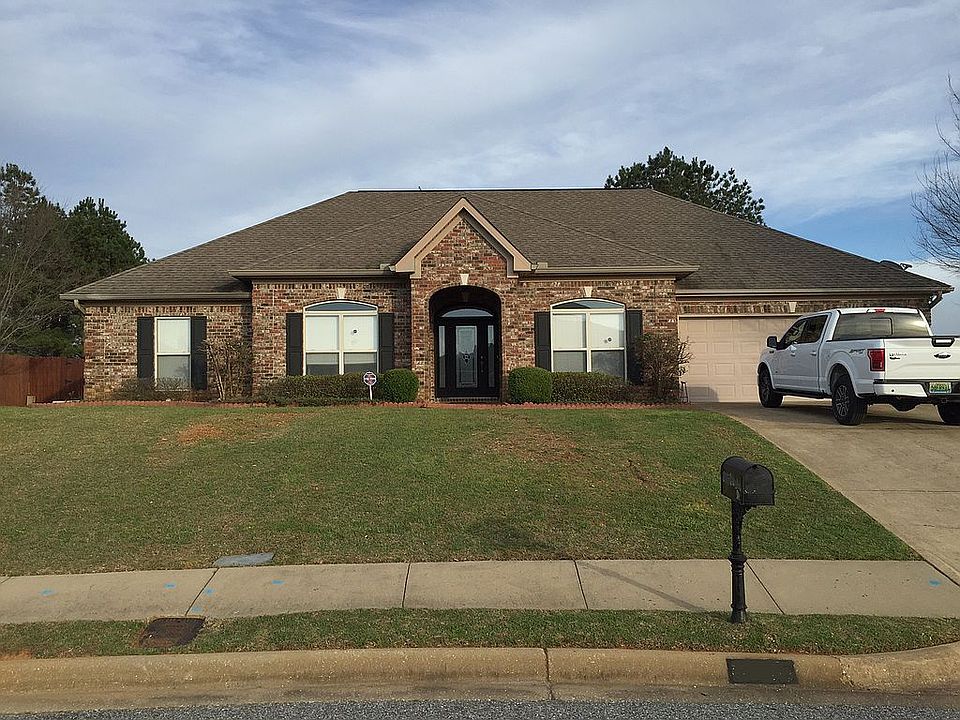 1st image of 8935 Rolling Hills Dr