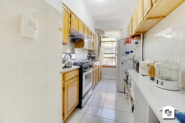 Sold by Coldwell Banker Reliable Real Estate | media 3