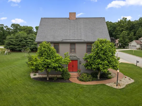 21816 Locust Bend Ct, South Bend, IN 46628