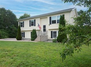 10 Wall St, Westerly, RI 02891