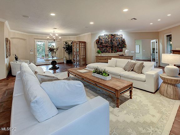 4th image of 3613 E Placita Lindura