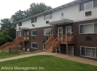 305 Aqua Ct APT 4, McKeesport, PA 15135