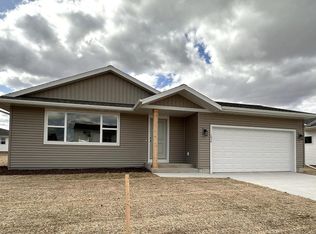 1030 McNish Ct, Sheboygan Falls, WI