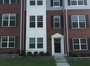 8011 Blue Stream Dr, Elkridge, MD 21075