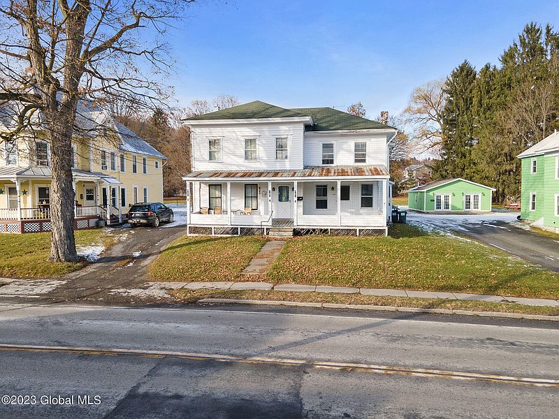 3rd image of 467 W Main Street