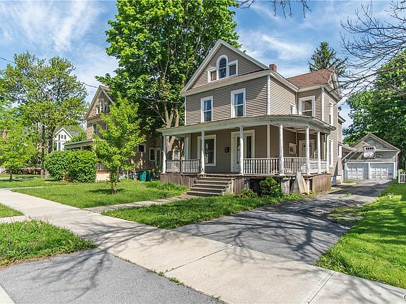 3rd image of 307 Flower Ave E