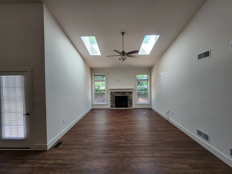 5435 Mendenhall Dr — Photo 25