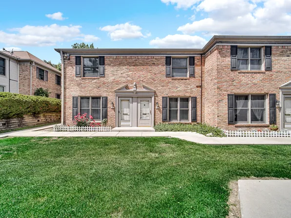 1746 Sessions Walk #1746, Hoffman Estates, IL 60169