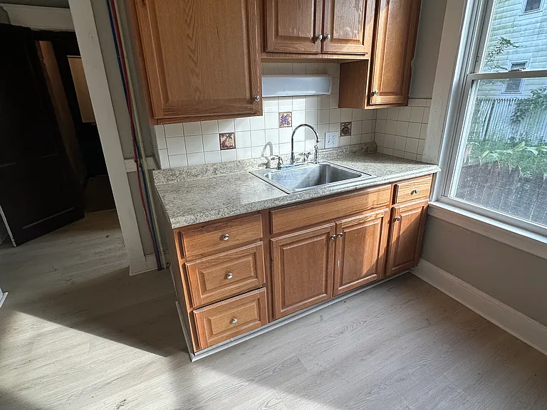 529 Dixwell Ave #1 — Photo 39