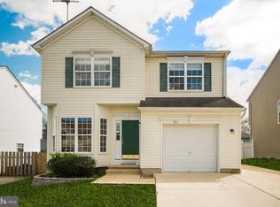811 209th St, Pasadena, MD 21122