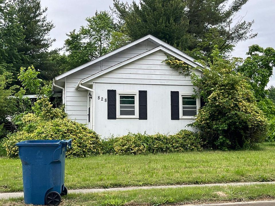 1st image of 828 Airport Rd